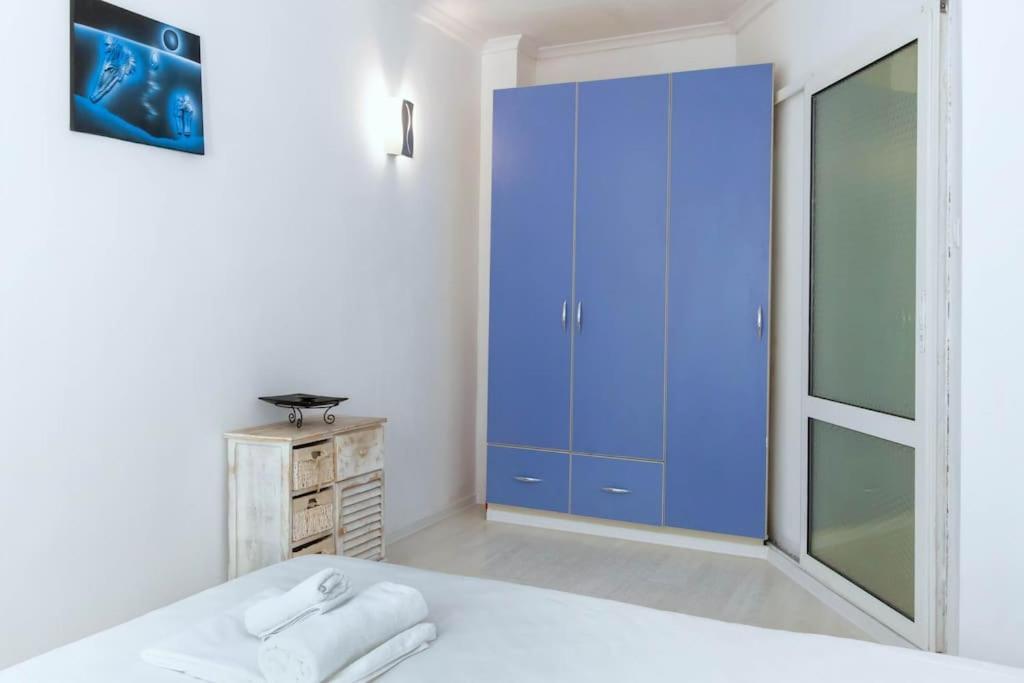 Sunny 2-Bedroom Maisonette Varna & Parking エクステリア 写真